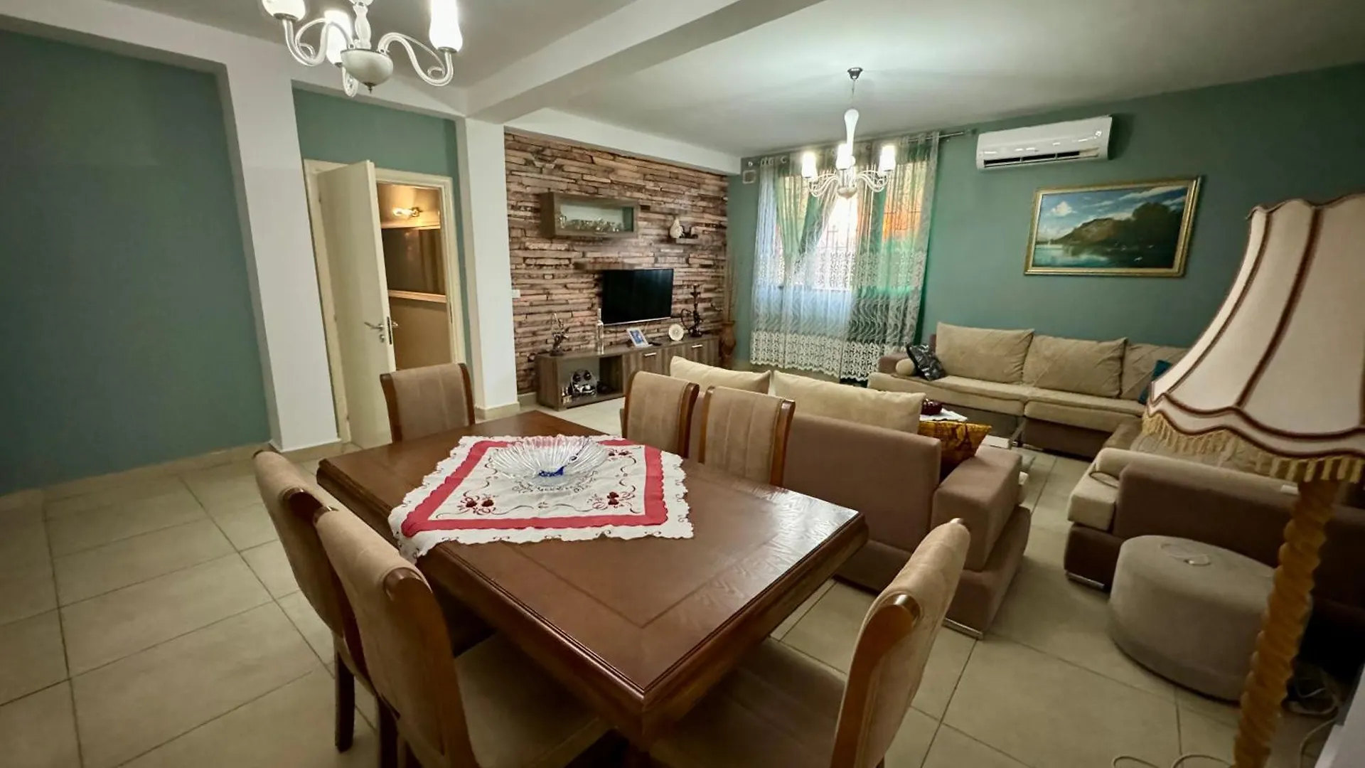 Luxe Home Shkoder 0*,  Albania